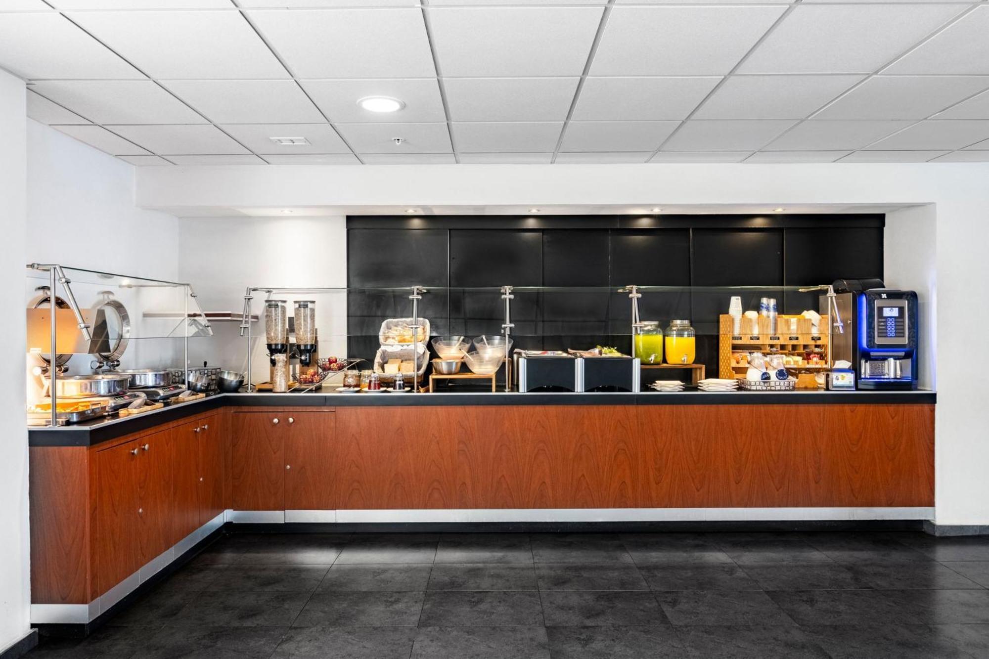Express By Marriott Hotel